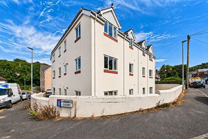 1 Bedroom Flat For Sale In Park Court, Ilfracombe, Devon, EX34