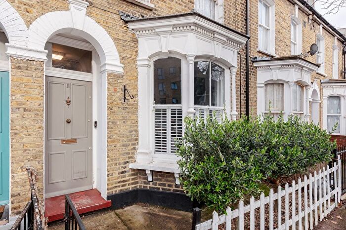 1 Bedroom Flat To Rent In Wrigglesworth Street, London, SE14