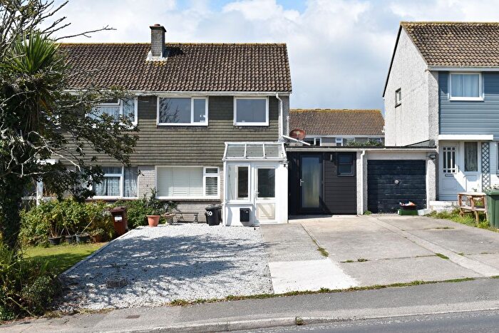 4 Bedroom Semi-Detached House To Rent In Boslowick Road, Falmouth, TR11