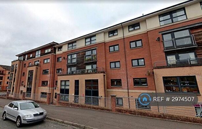 2 Bedroom Flat To Rent In Lymburn St, Glasgow, G3