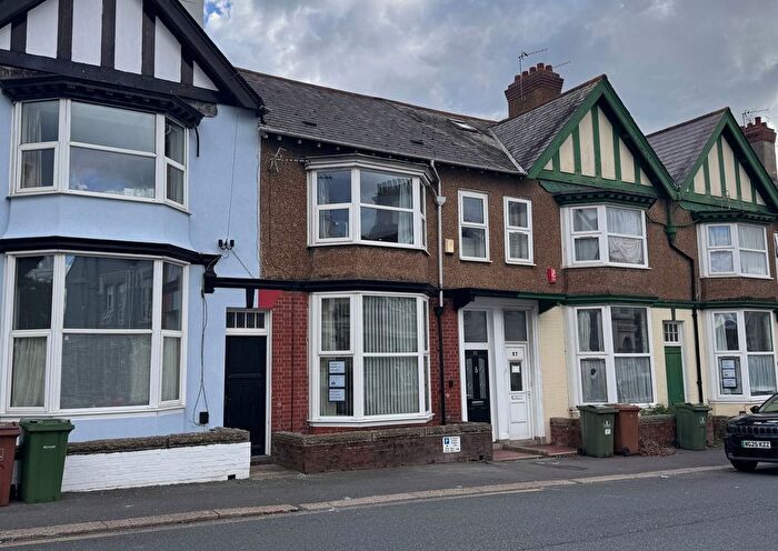 6 Bedroom Terraced House For Sale In North Road East, Plymouth, PL4
