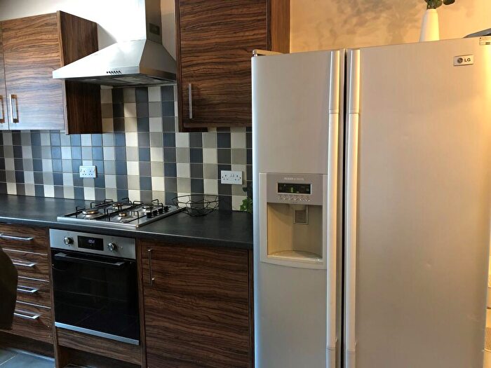 5 Bedroom Terraced House To Rent In Queens Road, Sheffield, S2