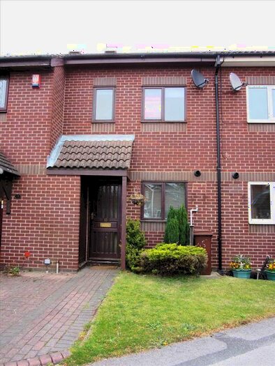 2 Bedroom Town House To Rent In Heron Close, Scunthorpe, DN15