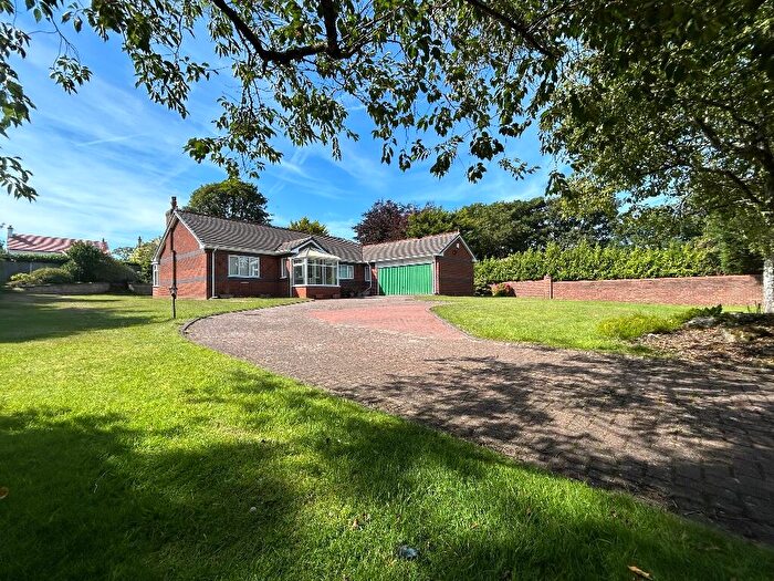 4 Bedroom Detached Bungalow For Sale In Mossgiel Avenue, Southport, Merseyside, PR8