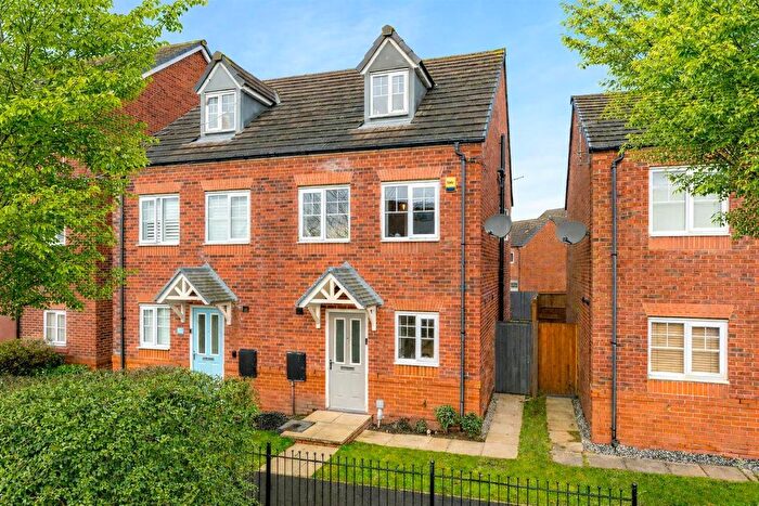 3 Bedroom Semi Detached House For Sale In Layton Way, Prescot, L34