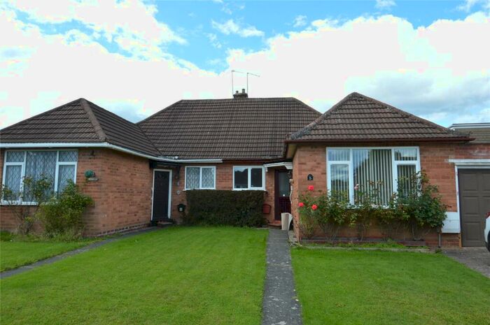 2 Bedroom Bungalow To Rent In Rose Avenue, Alvechurch, Birmingham, Worcestershire, B48