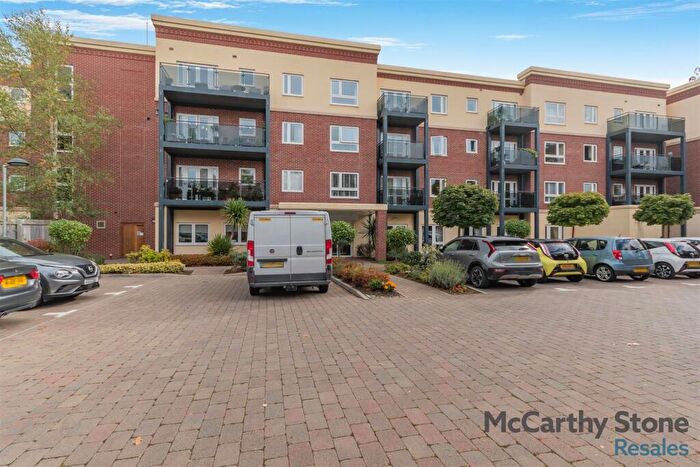 2 Bedroom Apartment For Sale In Bilberry Place, Recreation Road, Bromsgrove, B61