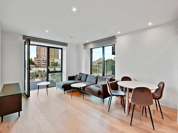 1 Bedroom Apartment To Rent In Shipwright Street, London, E16