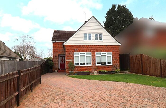 3 Bedroom Detached House For Sale In Upper St. Helens Road, Hedge End, SO30