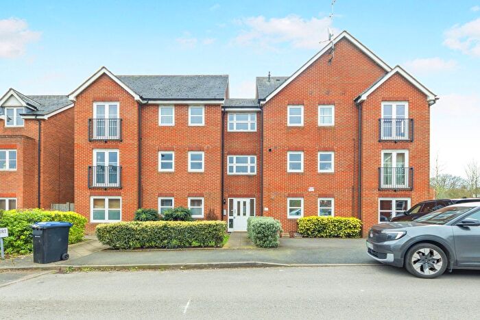 2 Bedroom Flat For Sale In Vine Lane, Birmingham, B27