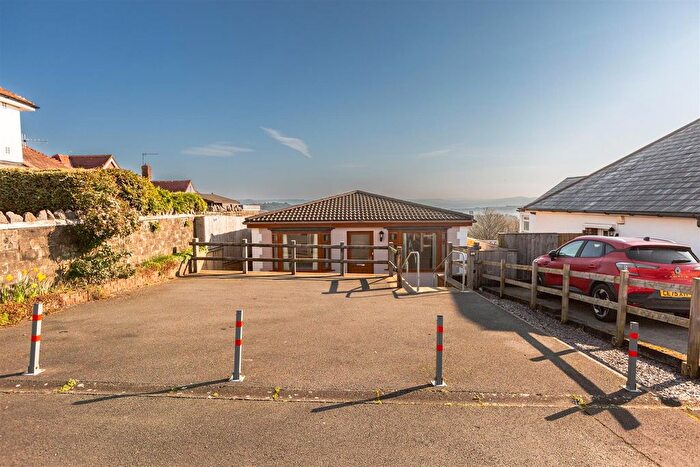 2 Bedroom Detached Bungalow For Sale In Penlan Grove, Treboeth, Swansea, SA5