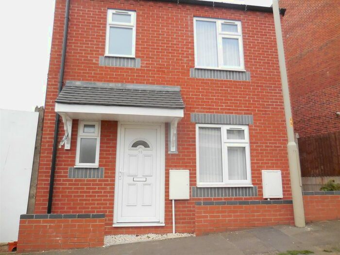 3 Bedroom Detached House To Rent In Washington Street Industrial Estate, Washington Street, Netherton, Dudley, DY2