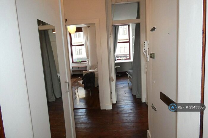 2 Bedroom Flat To Rent In Dumbarton Road, Glasgow, G11