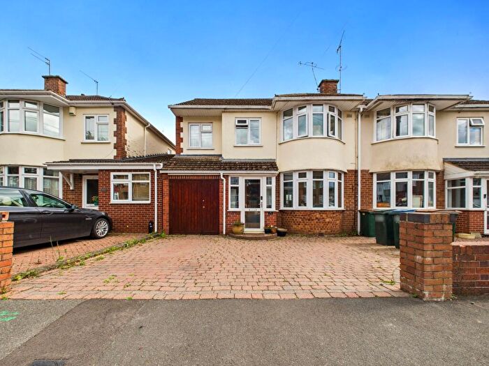 4 Bedroom Semi-Detached House For Sale In Gretna Road, Finham, Coventry, CV3