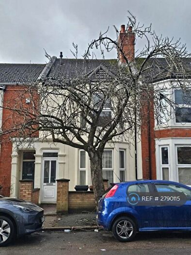 4 Bedroom Terraced House To Rent In Adams Avenue, Northampton, NN1