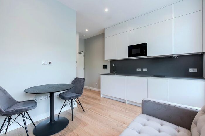 Studio To Rent In Wedderburn Road, London, NW3