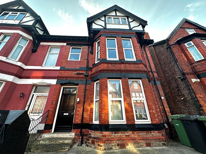 2 Bedroom Flat To Rent In Osborne Road, Prenton, CH43