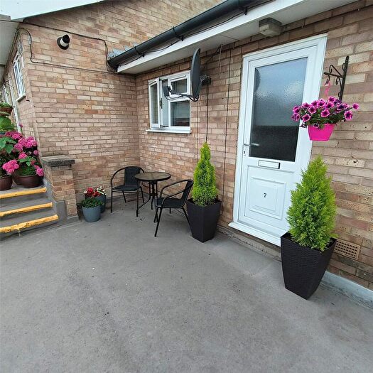 2 Bedroom Apartment For Sale In Windyridge Gardens, Cheltenham, Gloucestershire, GL50