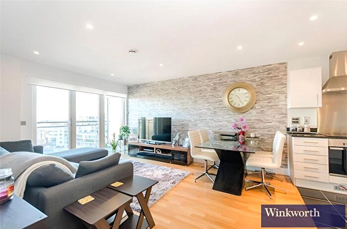 2 Bedroom Flat To Rent In Pinner Road, Harrow, HA1