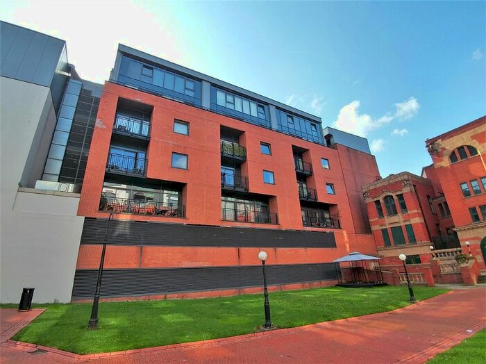 1 Bedroom Flat To Rent In Central Gardens, City Centre, L1