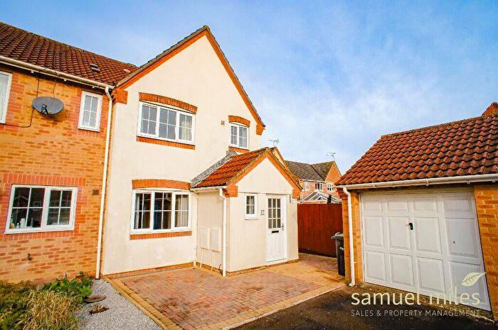 3 Bedroom Semi-Detached House For Sale In Webbs Court, Lyneham, SN15