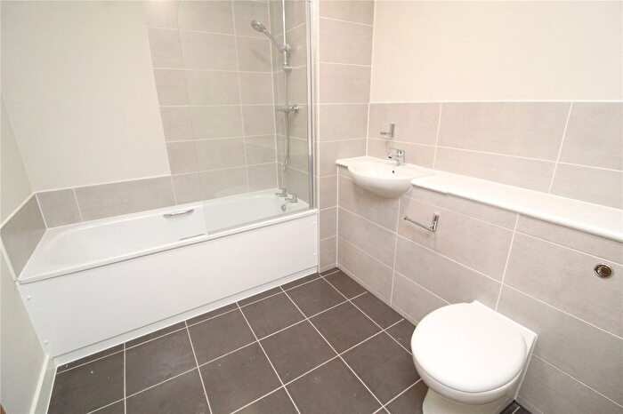 2 Bedroom Flat To Rent In Adelphi Wharf B, Adelphi Street, Salford, Greater Manchester, M3
