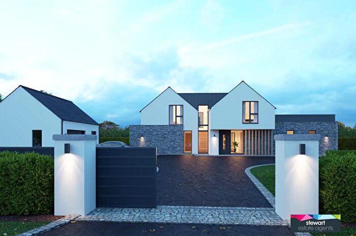 5 Bedroom Detached House With Garages For Sale In Bracken Hill, Ballinderry Upper, BT28