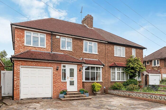 5 Bedroom Semi-Detached House For Sale In Kechill Gardens, Hayes, Kent, BR2