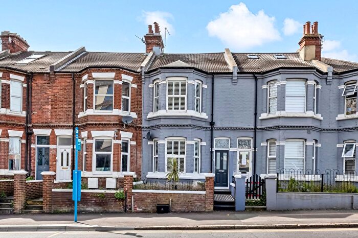 4 Bedroom Terraced House For Sale In Sackville Road, Hove, BN3