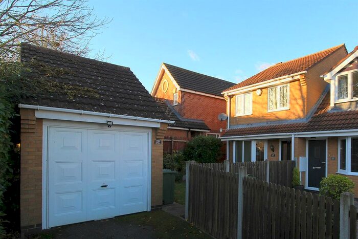 3 Bedroom Semi-Detached House To Rent In The Osiers, Loughborough, LE11