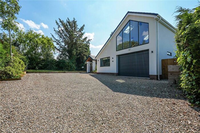 5 Bedroom Detached House For Sale In Lynwood Close, Darras Hall, NE20