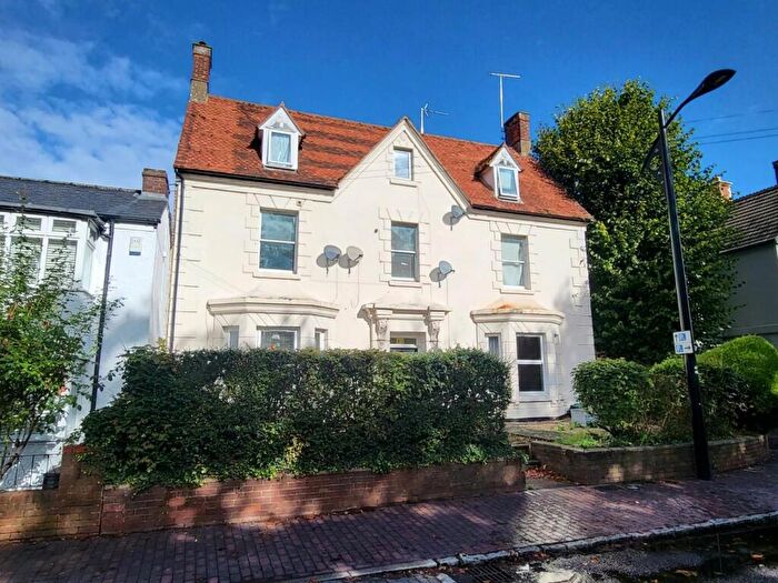 2 Bedroom Flat For Sale In High Street, Newport Pagnell, Buckinghamshire, MK16