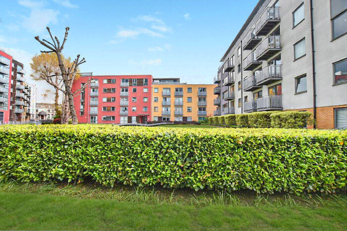 Flat To Rent In Montana Building, Deals Gateway, Deptford, SE13