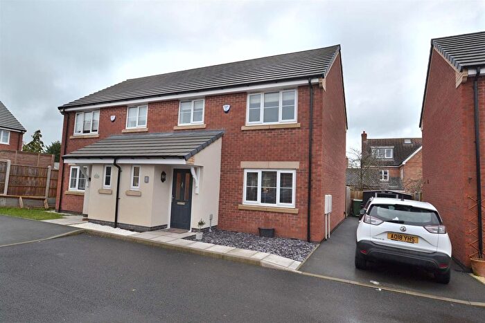 3 Bedroom Semi Detached House For Sale In Healy Close, Sileby, Leicestershire, LE12