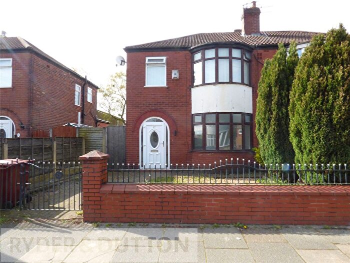 3 Bedroom Semi Detached House To Rent In Brendon Avenue, Manchester, Greater Manchester, M40