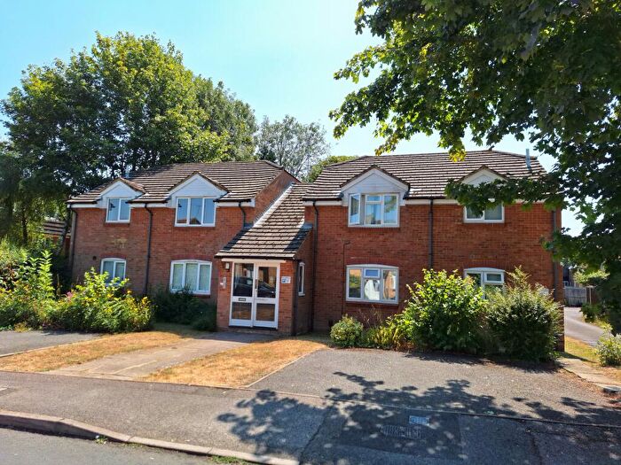 Studio For Sale In Vincenzo Close, Welham Green, Hatfield, Hertfordshire, AL9
