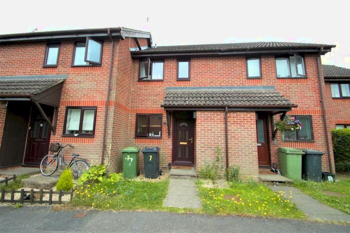 2 Bedroom Terraced House To Rent In Balmoral Way, Petersfield., GU32