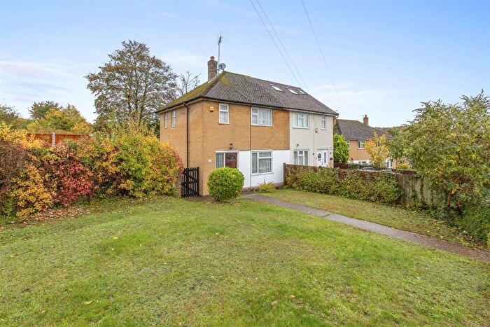 2 Bedroom Semi Detached House For Sale In Gayhurst Road, High Wycombe (no Chain), HP13