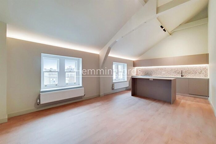 1 Bedroom Flat To Rent In Kynaston Avenue, Stoke Newington, N16