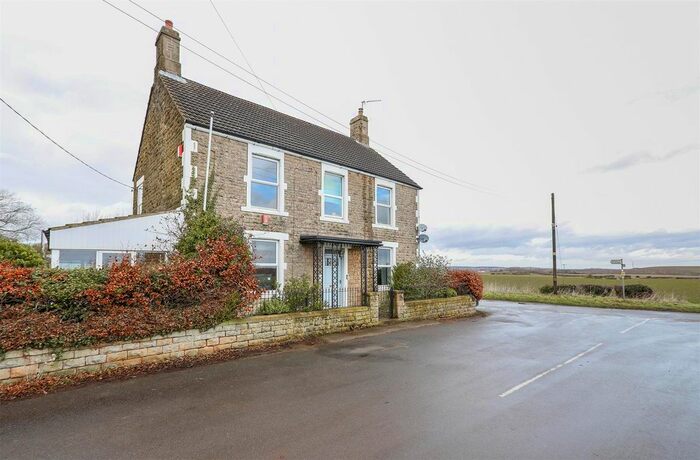 4 Bedroom Detached House To Rent In The Stone House, Whaley, NG20