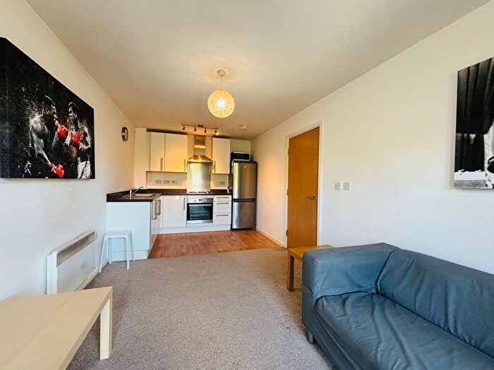 1 Bedroom Flat To Rent In Broughton Lane, M7