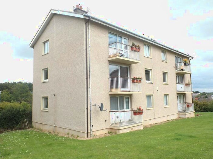 2 Bedroom Flat To Rent In Whitehills Place, East Kilbride, G75
