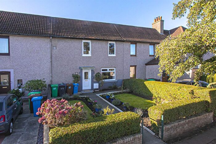 3 Bedroom Terraced House For Sale In Parkside Street, Rosyth, KY11