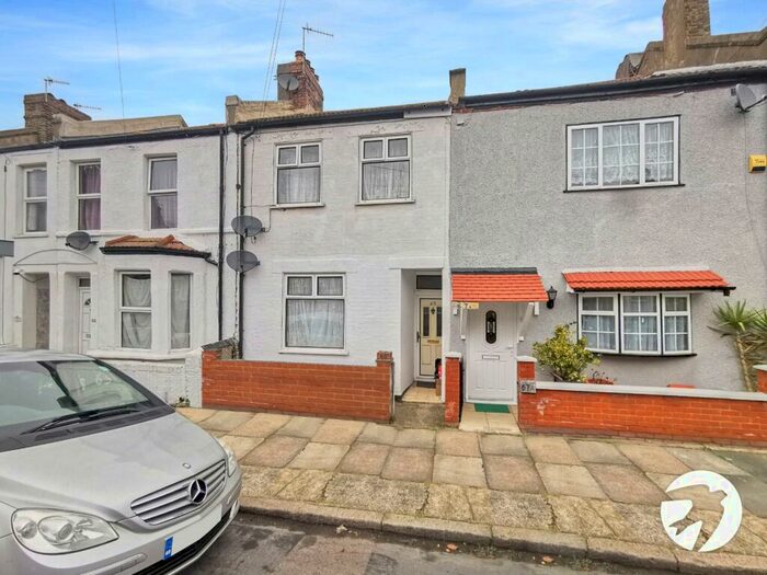 3 Bedroom Terraced House To Rent In Reidhaven Road, Plumstead, London, SE18