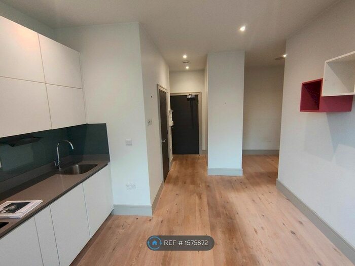 Studio To Rent In Burlington Road, New Malden, KT3