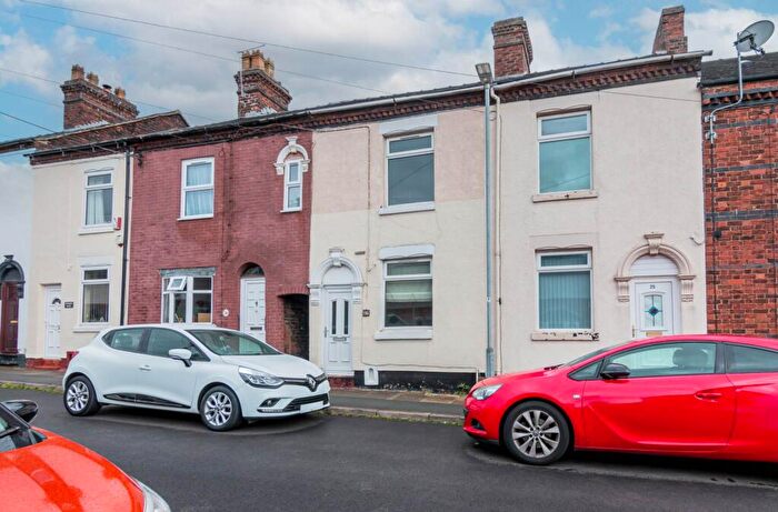2 Bedroom Semi-Detached House For Sale In Chapel Street, Bucknall, Stoke On Trent, ST2