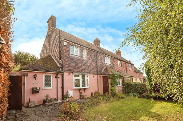 3 Bedroom Semi-Detached House For Sale In Wybournes Lane, High Halstow, Rochester, Kent, ME3