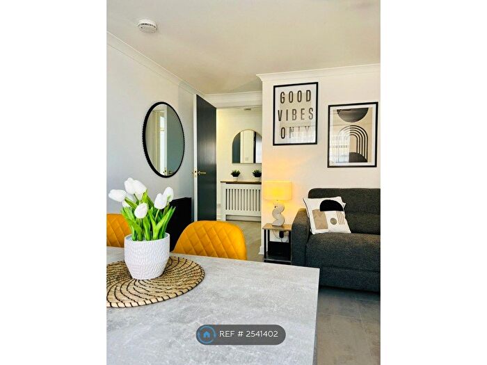 2 Bedroom Flat To Rent In Riverside Drive, Aberdeen, AB11