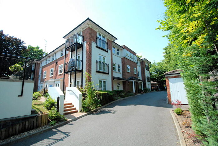 2 Bedroom Flat For Sale In Green Lane, Northwood, HA6