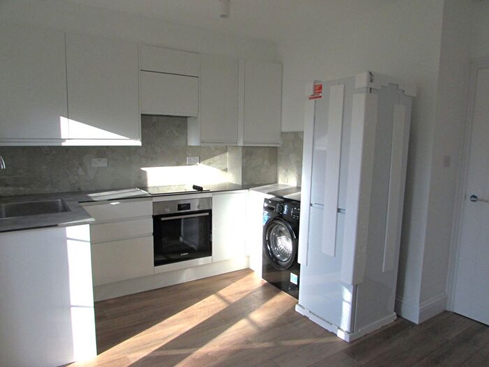 1 Bedroom Flat To Rent In Grant Road, Harrow Wealdstone, Middlesex, HA3